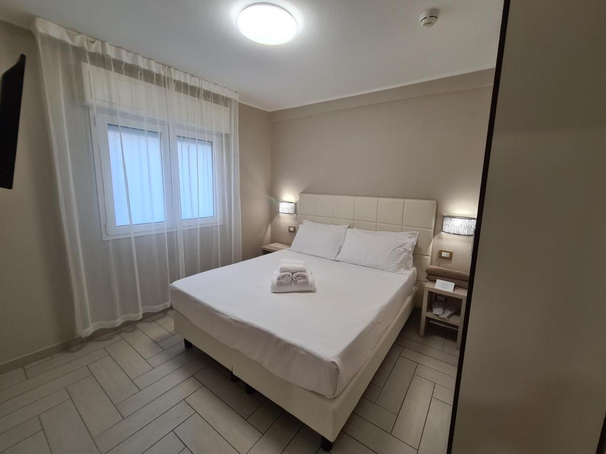Nero D'Avorio Apartments Rimini Ngoại thất bức ảnh